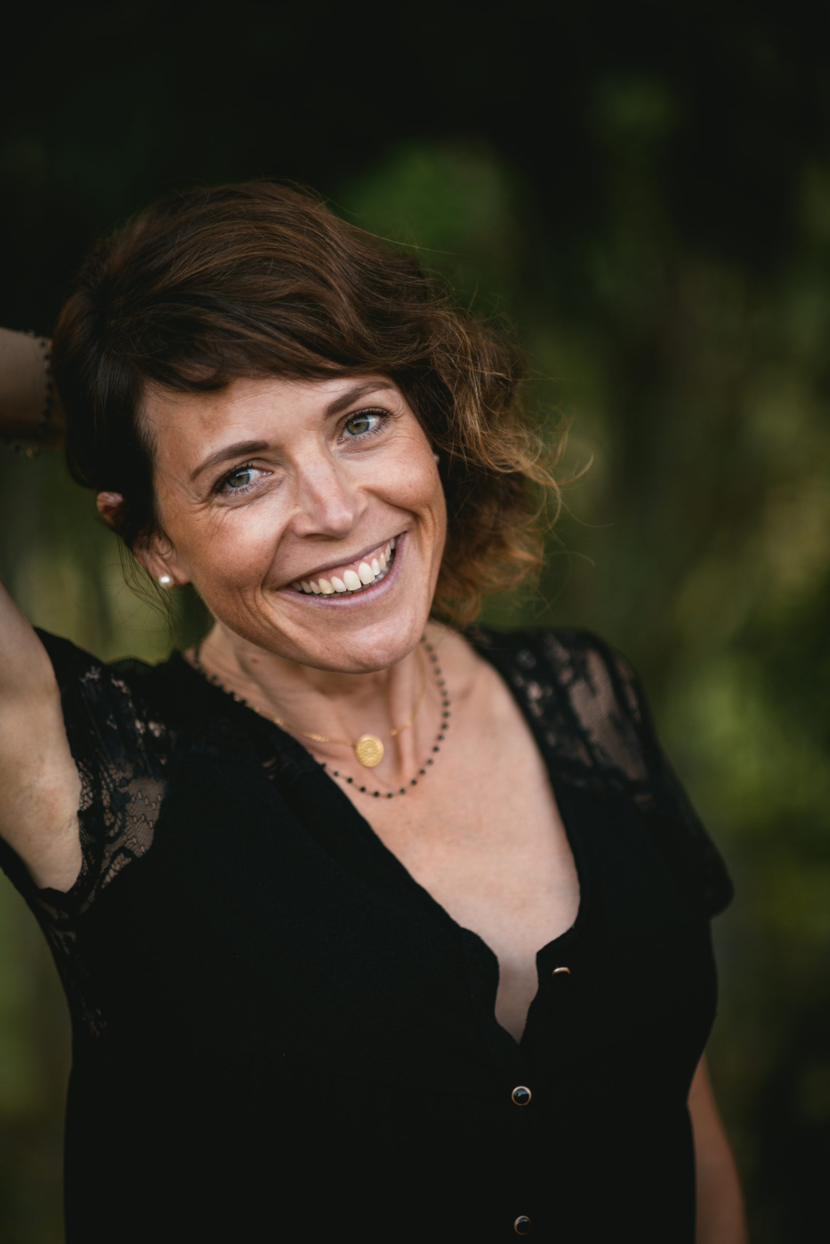 Portrait de femme en fin de journée, photographe à Château-Arnoux