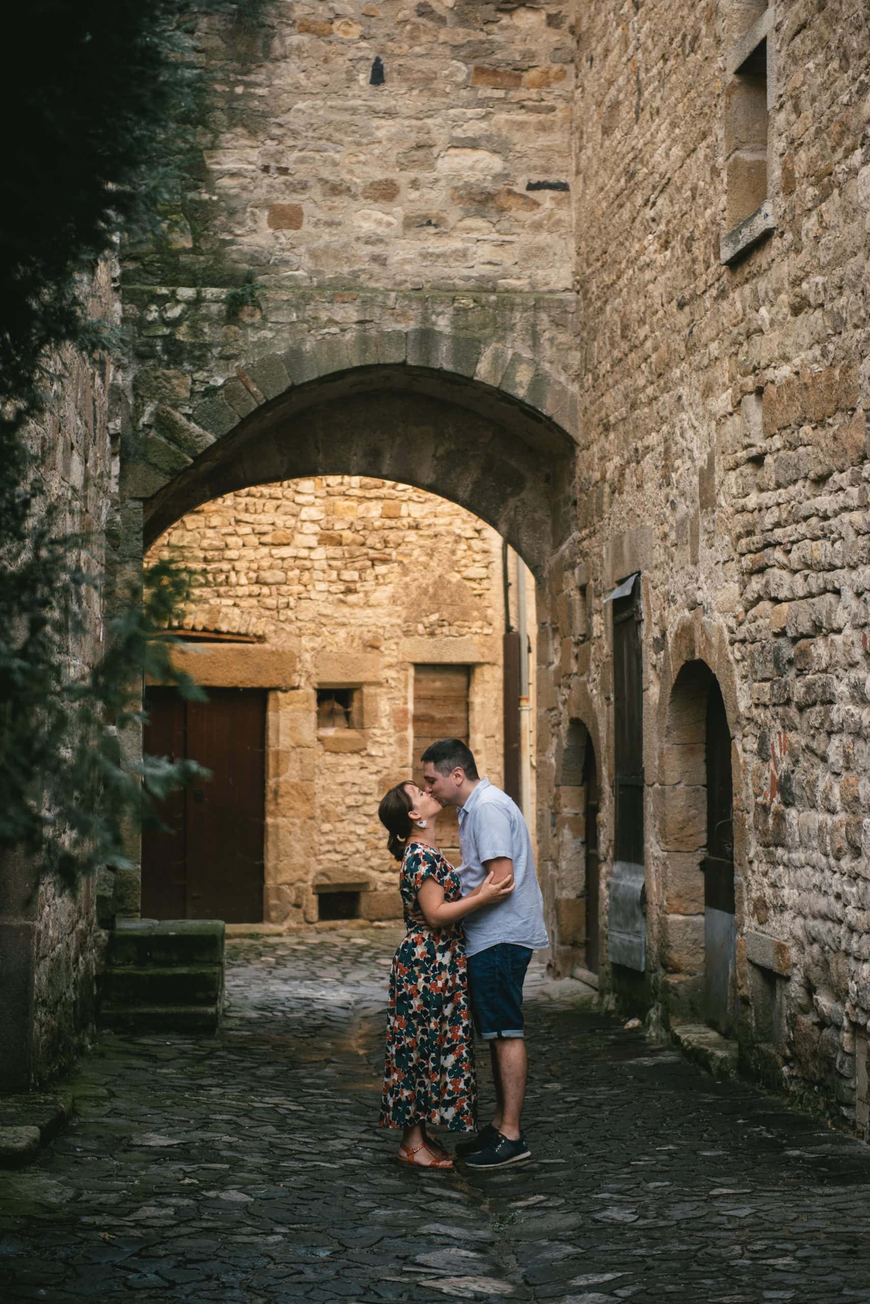 Portrait de famille au crépuscule à Sisteron, Alpes-de-Haute-Provence